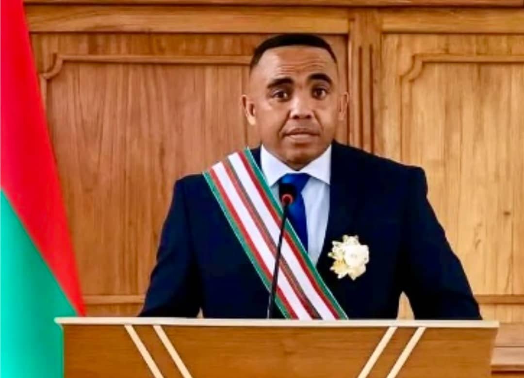 Son Excellence colonel Michaël Randrianirina